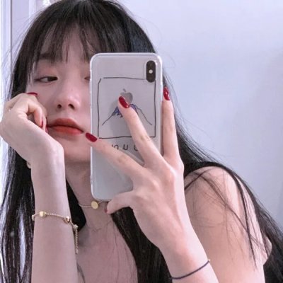 葛洛莉亚·贝尔